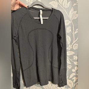 Lululemon run swiftly tech long sleeve top size 12